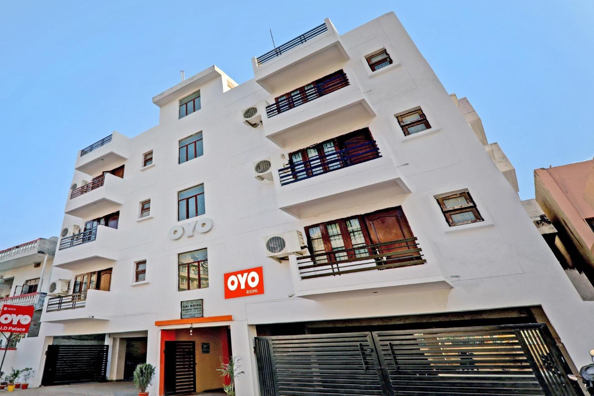 Chinhat Hotel O J.D Palace מראה חיצוני תמונה